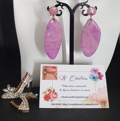 💝 Ravissantes B.O ovales baroques en argile Polymère mauves marbrées et paillettes. Création artisanale. Modèle unique.