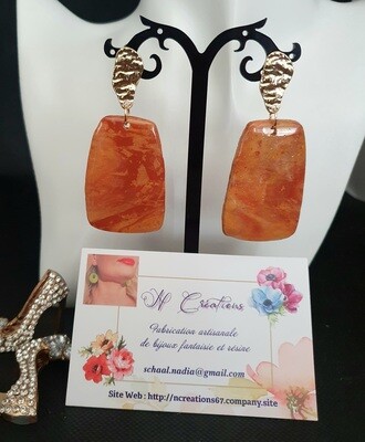 🤩 Nouvelle collection Polymère 🤩 
B.O rectangulaires en argile Polymère caramel marbrées et poudre d'Or. Création artisanale. Exemplaire unique.