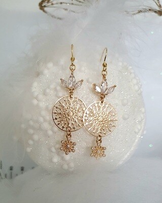 🌟 Rafinées et festives 🌟 B.O flocons de neige ❄️❄️ dorés. Strass navettes. Création artisanale. Modèle unique.