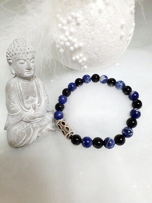 🙏 Estime de soi/Protection/Stabilité 🙏 Magnifique bracelet extensible Homme ou mixte Taille L. 19,5cm. Perles en véritables SODALITE/ONYX de qualité. Création artisanale. Modèle unique.